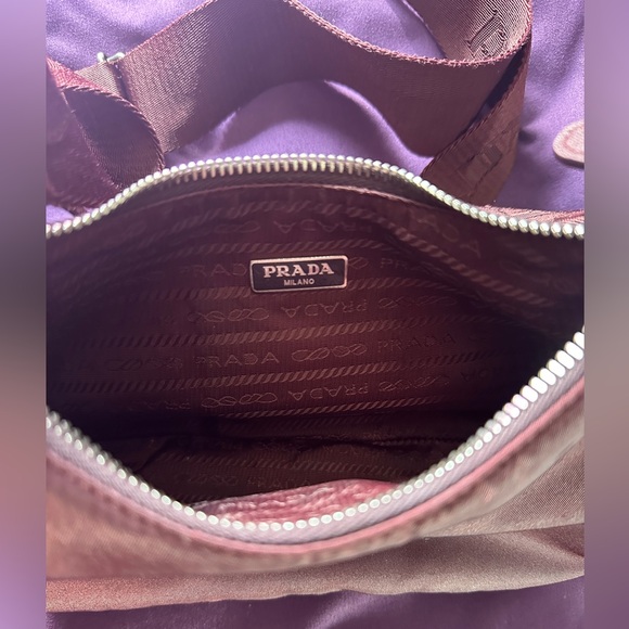 Prada Re-Edition 2005 Re-Nylon bag LIMITED EDITION COLOR! Burgundy - Picture 8 of 11